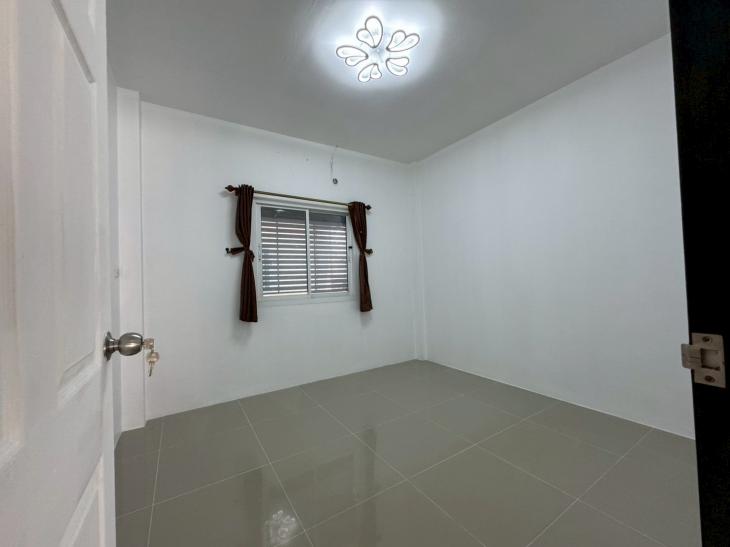 TM 052. ขายบ้าน หมู่บ้านสุขเจิญ 1  ต.บึง ศรีราชา  ภาพที่ 5