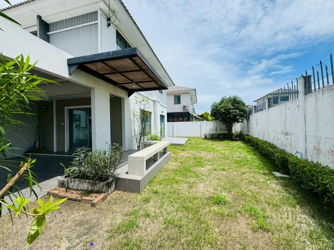 ขายบ้าน บ้านแฝด 2 ชั้น หมู่บ้านไลฟ์ซิตี้โฮม 2 สุขุมวิท-อ่างศิลา  PEH  ภาพที่ 3