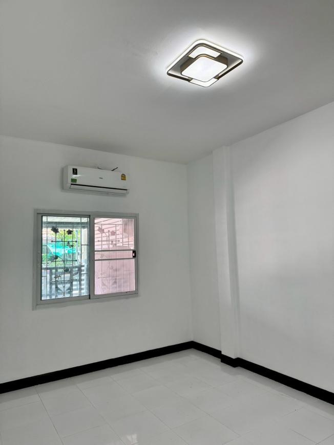 TM033 หมู่บ้านทรัพย์รุ่งเรือง บ้านเก่า พานทอง  ภาพที่ 16
