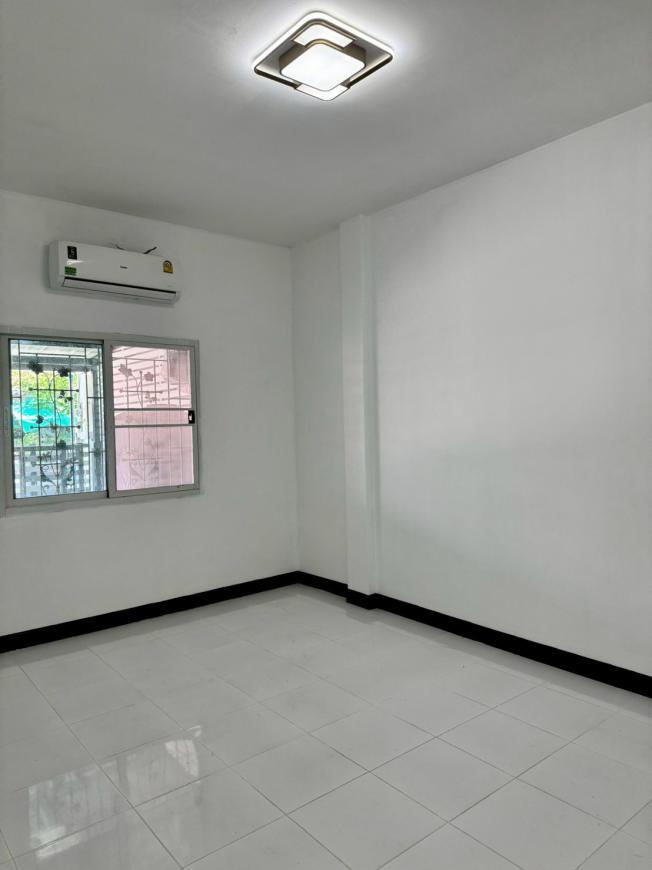 TM033 หมู่บ้านทรัพย์รุ่งเรือง บ้านเก่า พานทอง  ภาพที่ 17