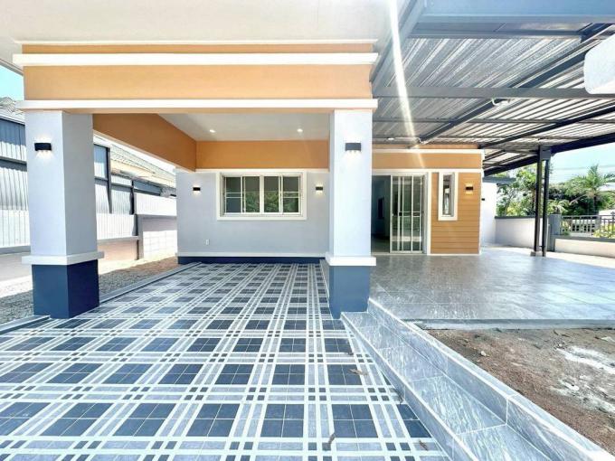 หมู่บ้านอีสตินี่ ติดมอเตอร์เวย์เครือสหพัฒน์ ภาพที่ 4
